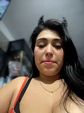 emma  cute   online show from April 4, 11:31 am