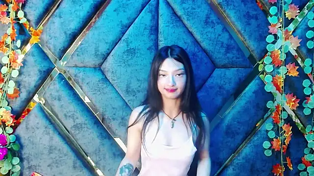 Snapshot of Aurora_18 chatting on September 8, 8:52 pm Aurora 18 online show from September 8, 8:52 pm