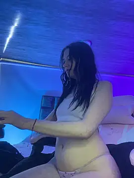 Isabella 21x online show from March 7, 1:40 pm