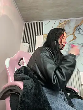 Isabella 21x online show from February 18, 1:27 am