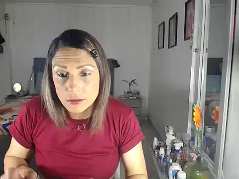 Snapshot of Corina_hot chatting on October 23, 7:53 pm Corina hot online show from October 23, 7:53 pm