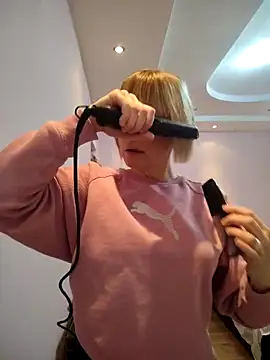 MySweetcum69 online show from December 17, 11:47 am