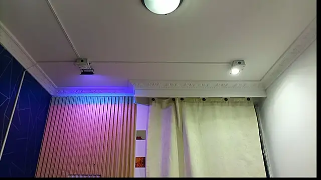 Snapshot of Cataleyalove_ADY chatting on September 22, 2:32 am Cataleyalove ADY online show from September 22, 2:32 am