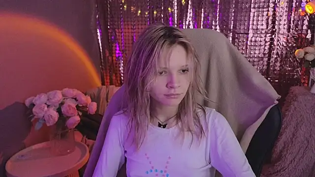 LitaBrom online show from March 5, 10:44 am