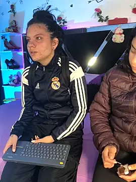 1lovelygirls online show from November 10, 12:11 pm