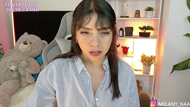 melany naa online show from January 10, 12:26 am