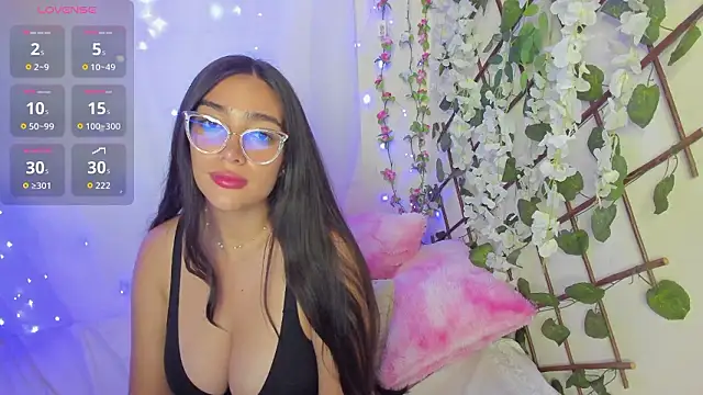 zara41 online show from March 11, 8:00 pm