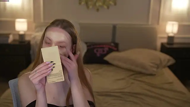 Linda054 online show from November 16, 9:10 am