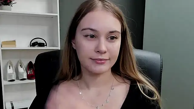 kitty valeria online show from January 11, 3:28 pm