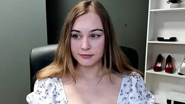 kitty valeria online show from February 22, 3:02 pm