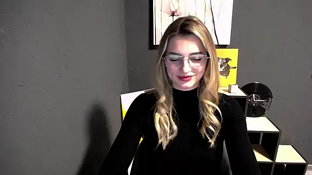 lady olivia  online show from February 10, 5:16 pm