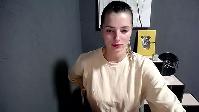 lady olivia  online show from October 8, 5:17 pm