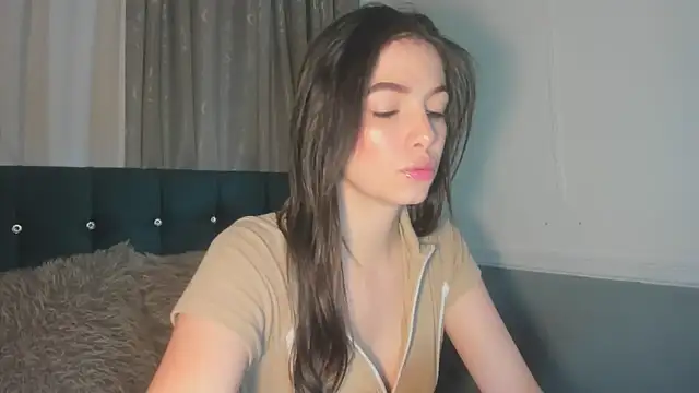 diana queen  online show from January 16, 9:33 pm