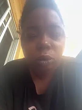 JCCaramelbarbie1 online show from May 15, 1:25 pm