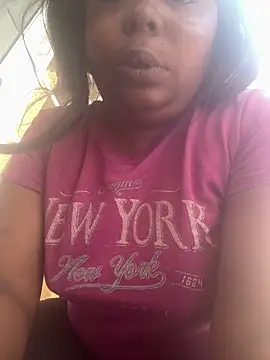 JCCaramelbarbie1 online show from May 27, 3:20 pm