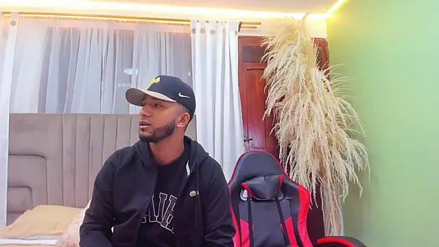 angel adamx online show from December 17, 11:25 am