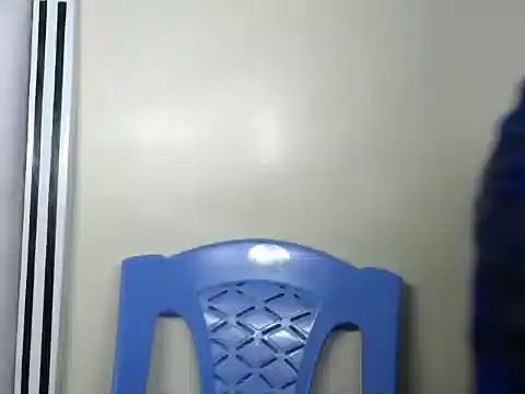 Snapshot of sweet-petite chatting on October 12, 3:20 am sweet-petite online show from October 12, 3:20 am