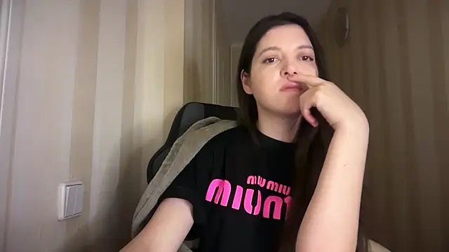 Lina Most online show from February 21, 9:15 pm