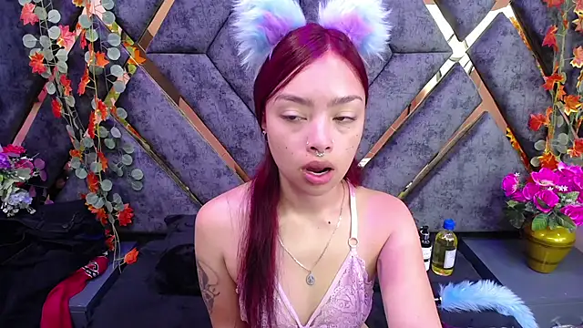 Snapshot of Sofia_Mirandaa18 chatting on October 8, 1:15 pm Sofia Mirandaa18 online show from October 8, 1:15 pm