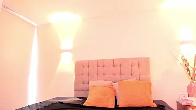 AnastasiaTaylor  online show from March 30, 7:46 pm