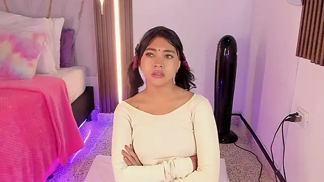 mia six66 online show from October 12, 12:07 pm