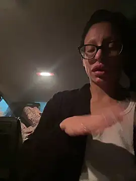 myloveforyouu online show from January 7, 4:49 am