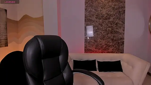 ValeriaRiveraX online show from October 31, 5:42 am