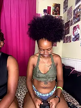 naughtybitches5 online show from January 17, 4:20 am