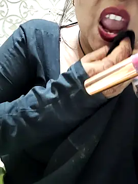 Indian-Nazia online show from April 6, 7:48 pm