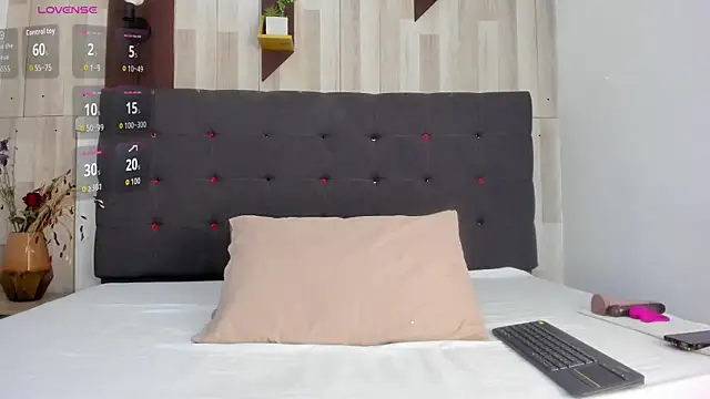 Anastasiapriest online show from September 18, 11:53 am