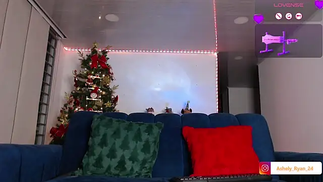 ashely ryan24 online show from November 30, 12:04 am