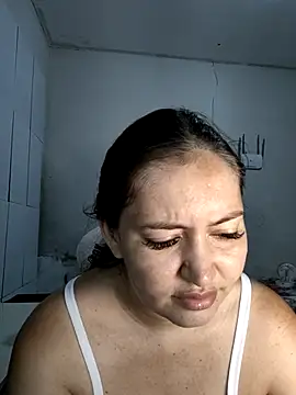 dani123unica online show from September 12, 10:45 am