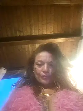 vampvanna23 online show from July 1, 3:28 am
