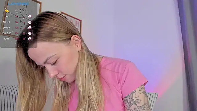 damn cutie online show from November 14, 8:20 pm