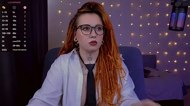 The Full Red Moon online show from February 28, 7:41 am