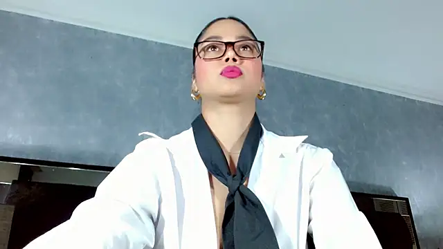 JasmineMore online show from September 30, 9:52 pm