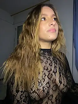 Agnescruzz online show from March 4, 7:15 am