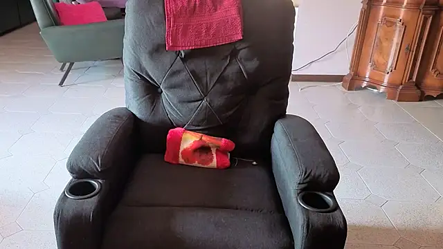 peachgirlmartyna online show from November 1, 10:30 am