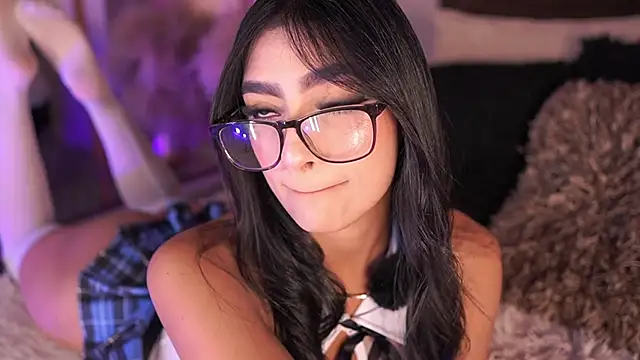 IzzyWild online show from October 10, 11:26 am