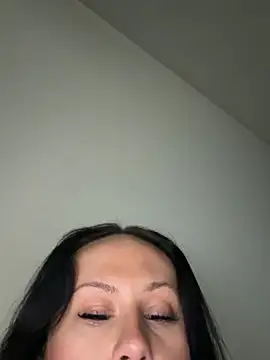CurvyQueen2023 online show from June 6, 7:53 pm