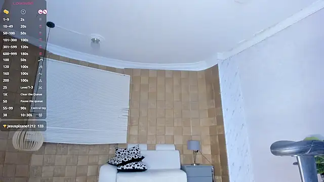 Lissalittlee online show from October 29, 9:06 pm