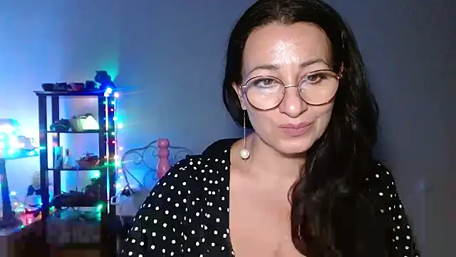 Snapshot of KeisyNeonX chatting on October 7, 8:57 pm KeisyNeonX online show from October 7, 8:57 pm