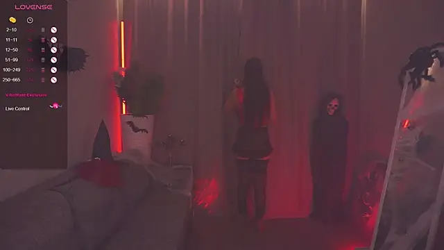 AnuricBriny online show from October 31, 10:03 pm