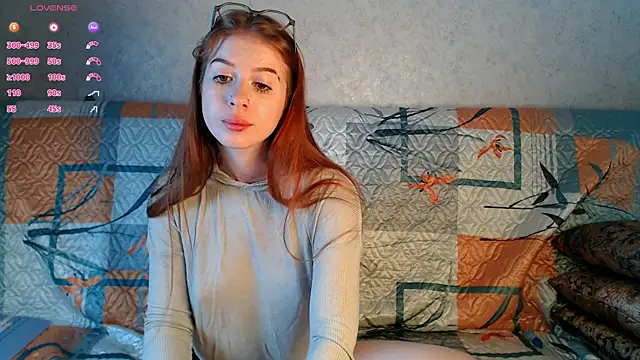 Snapshot of KatalinaAmore chatting on October 3, 3:28 pm KatalinaAmore online show from October 3, 3:28 pm