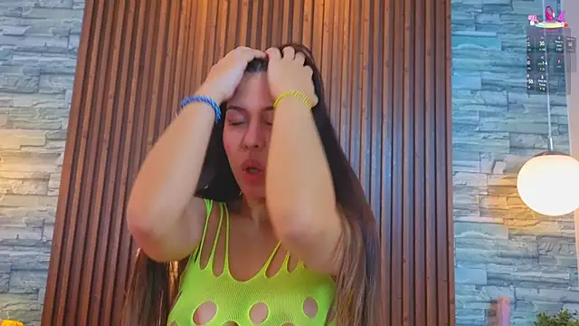 alannavidal online show from February 7, 3:10 am