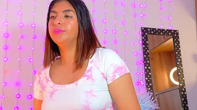 im anna  online show from February 1, 9:13 pm