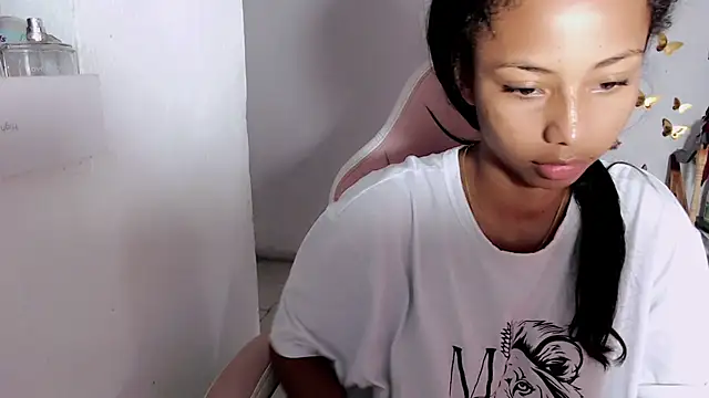 jasmin brunette  online show from September 29, 12:21 pm