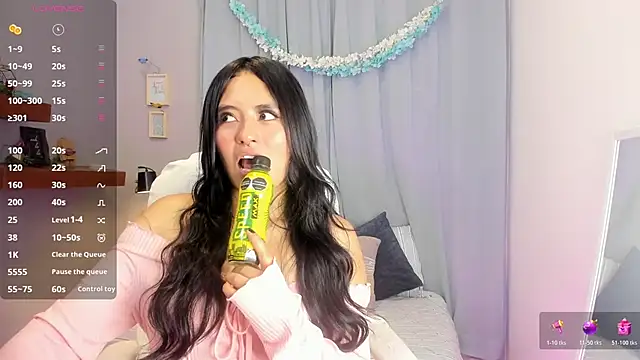 Chloe fischer  online show from April 15, 7:58 pm