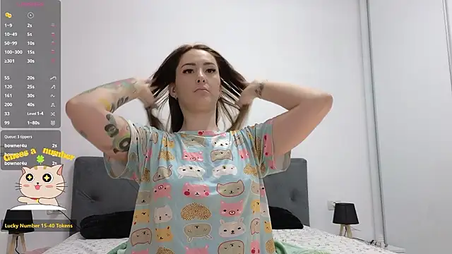 kimmie meow online show from February 19, 7:24 pm