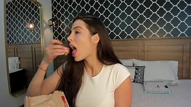 Snapshot of Amber_Rush_ chatting on September 23, 11:47 pm Amber Rush  online show from September 23, 11:47 pm